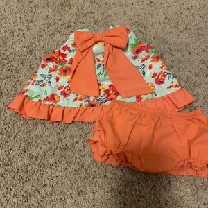 Ruffle Butts 3-6months top and diaper cover